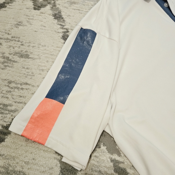 🆕️3/$30💐UA Playoff Polo - Picture 4 of 5